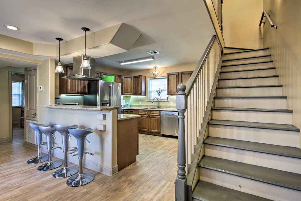 Contemporary NOLA Home - Walk to City Park! - image 4
