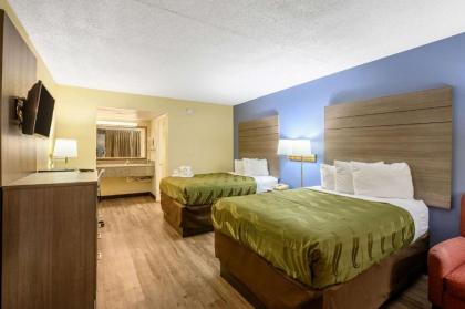 Quality Inn - image 15
