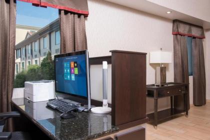 Best Western Dutch Valley Inn - image 8