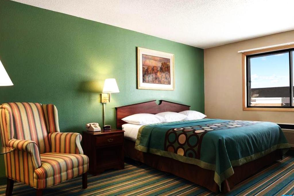 Coratel Inn & Suites New Richmond - main image
