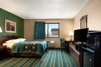 Coratel Inn & Suites New Richmond - image 10