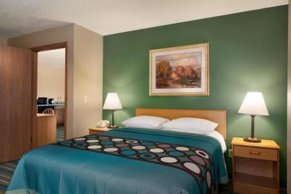 Coratel Inn & Suites New Richmond - image 9