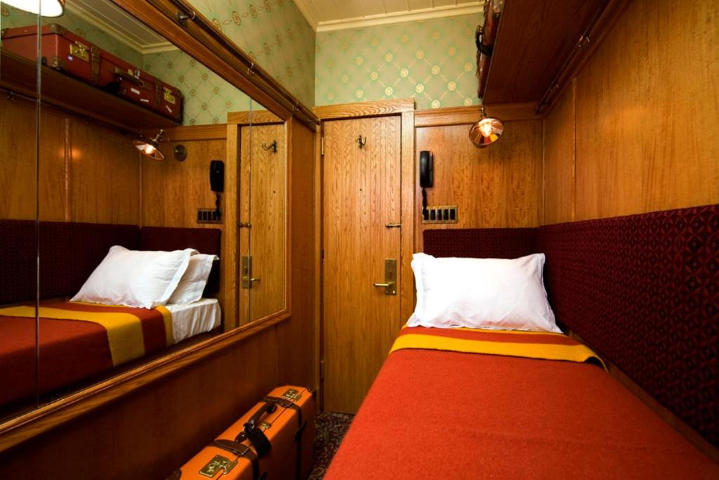 The Jane Hotel - image 2