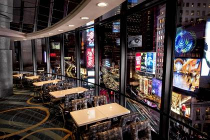New York Marriott Marquis - image 5