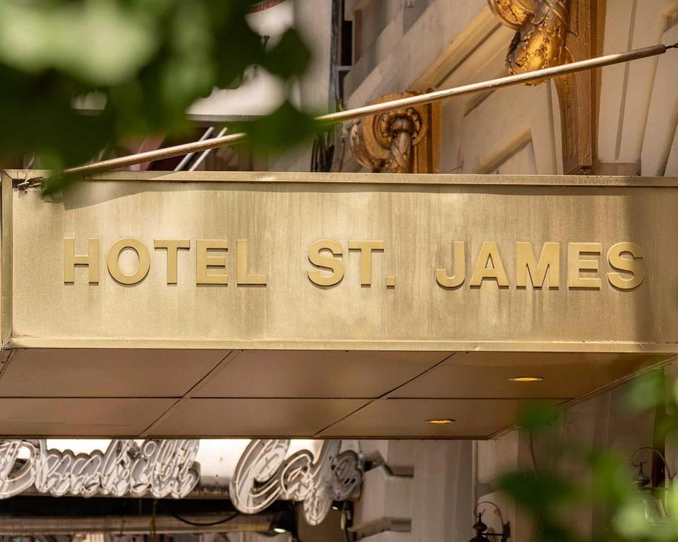 Hotel St. James - image 2