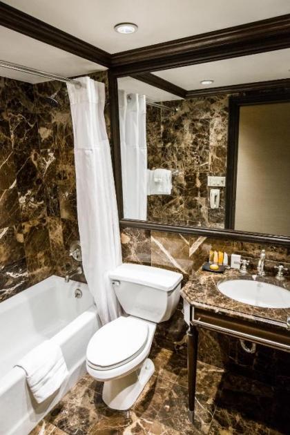 The Belvedere Hotel - image 2