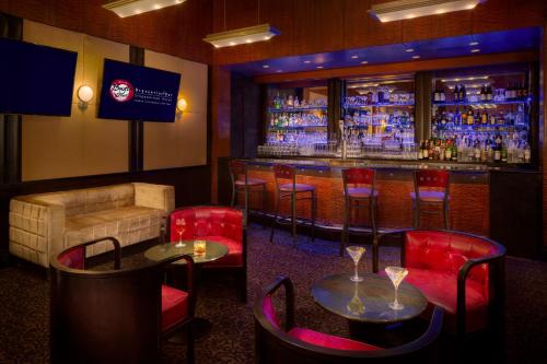 Millennium Hotel Broadway Times Square - image 3