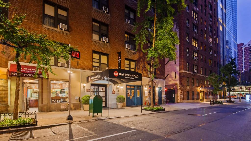 Best Western Plus Hospitality House Suites - main image
