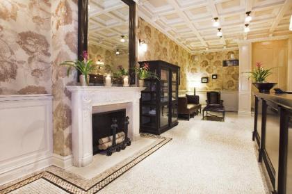 Hotel Wales - image 3