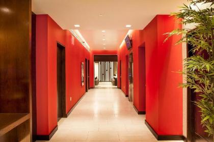 Hotel 46 Times Square - image 3