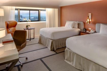 Millennium Hilton New York One UN Plaza - image 5