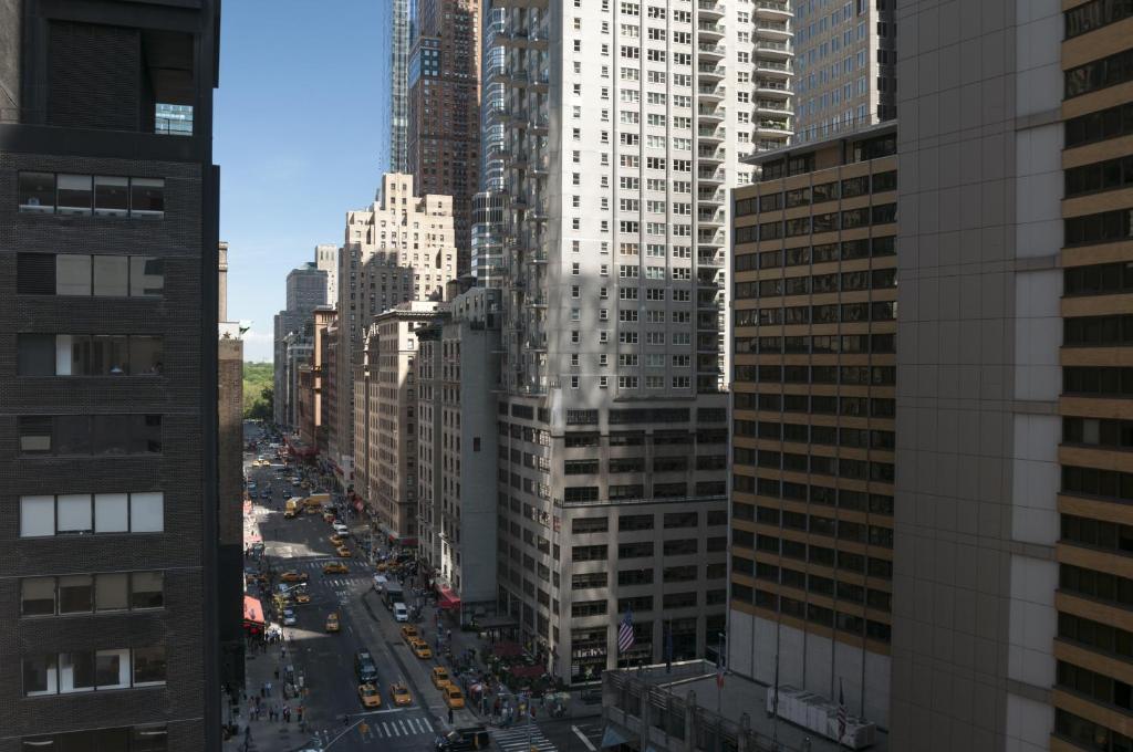 The Manhattan at Times Square - main image