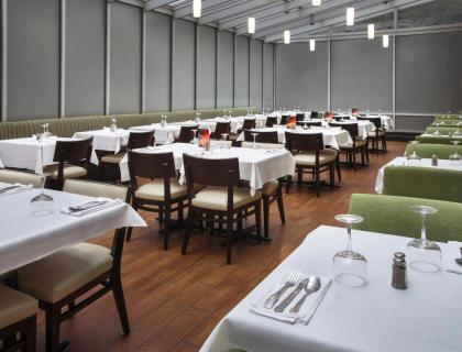 Holiday Inn Manhattan 6th Ave - Chelsea an IHG Hotel - image 5