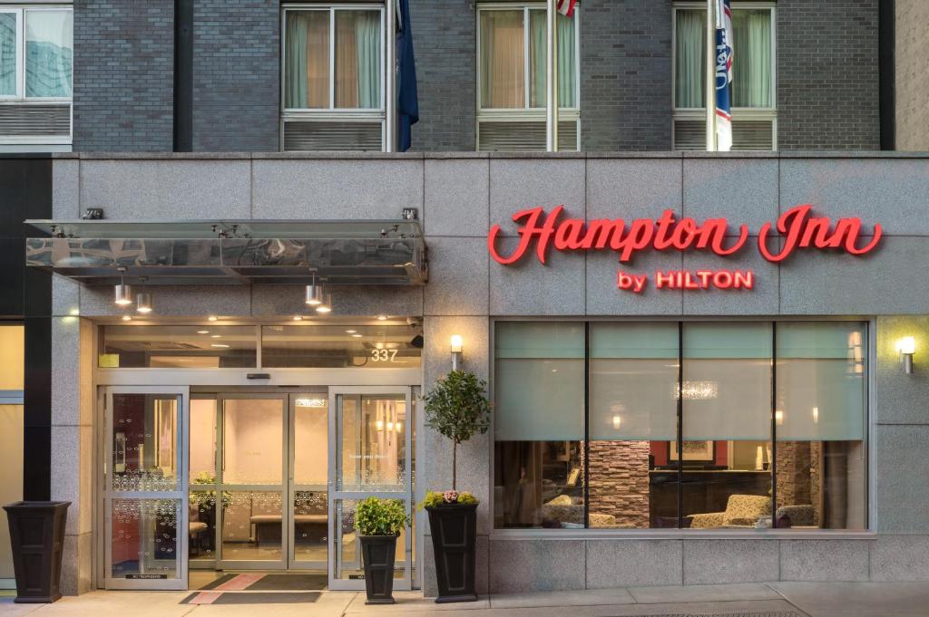 Hampton Inn Manhattan - Times Square South - main image