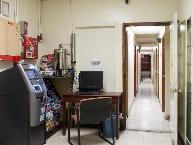 New World Hotel - image 2