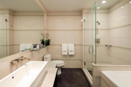 Royalton Park Avenue - image 23