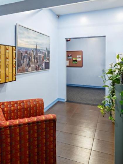 Central Park West Hostel - image 3