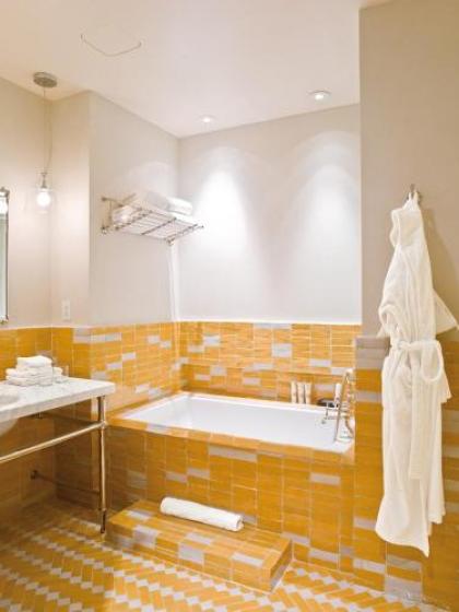 The Greenwich Hotel - image 11