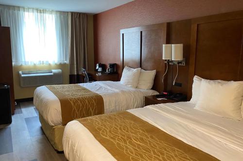 Ramada by Wyndham New York Times Square West - image 3