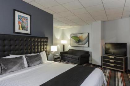 Broadway Plaza Hotel - image 26