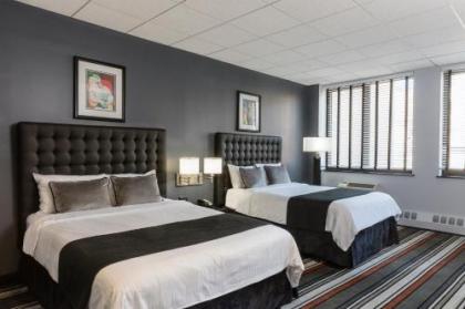Broadway Plaza Hotel - image 29