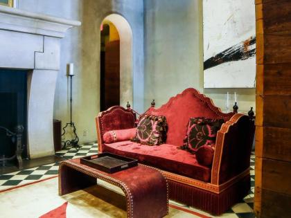 Gramercy Park Hotel - image 2