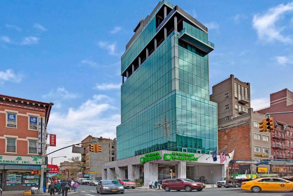 Wyndham Garden Chinatown - main image