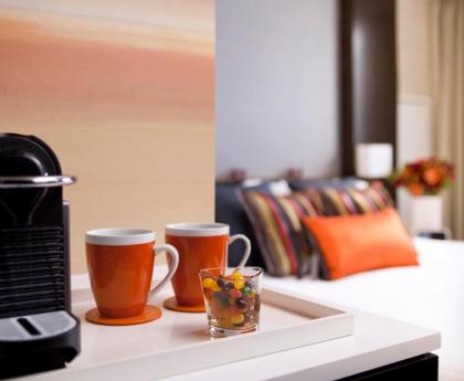 Courtyard by Marriott New York Manhattan/Central Park - image 4