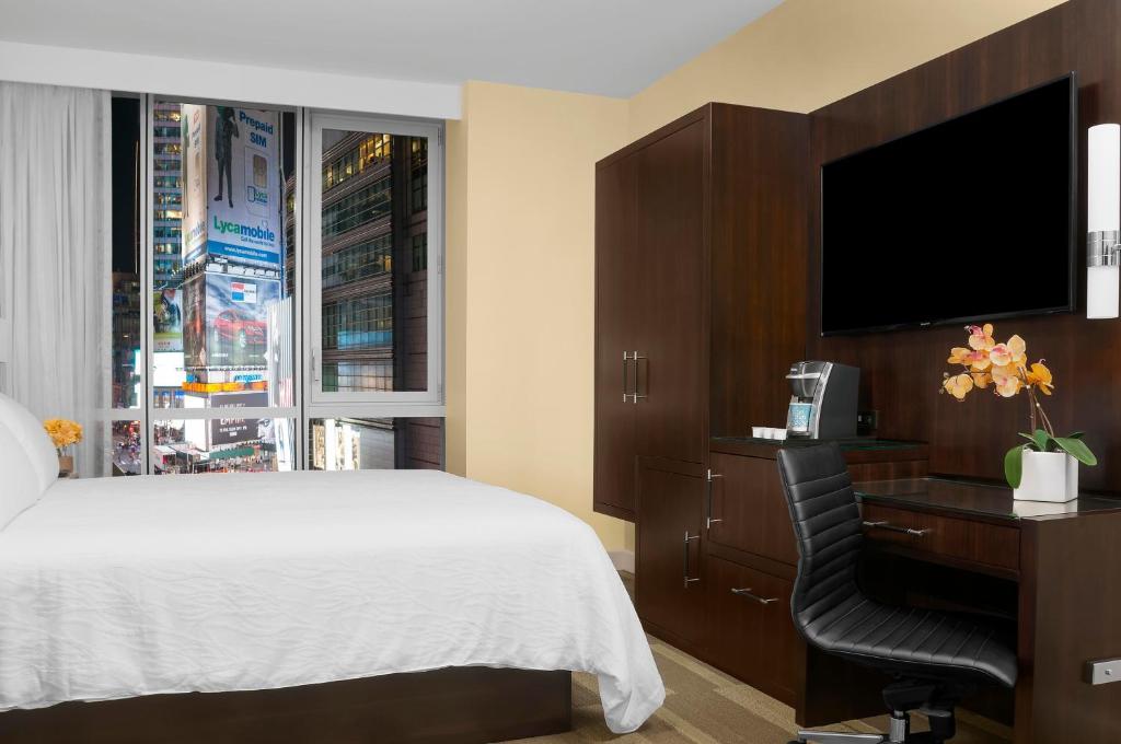 Hilton Garden Inn Times Square Central - image 4