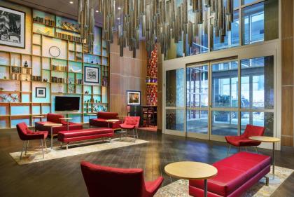 Hampton Inn Times Square Central - image 2
