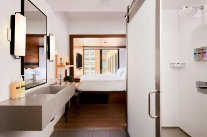 Arlo SoHo - image 19