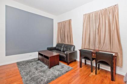 Mid Town East 28th Street Apartments Next to Times Square - image 3