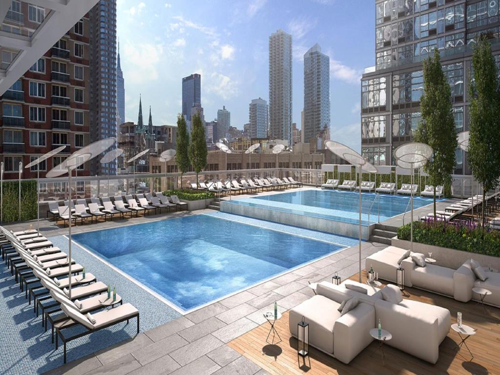 Global Luxury Suites at Sky - image 3