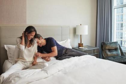 Four Seasons Hotel New York Downtown - image 21