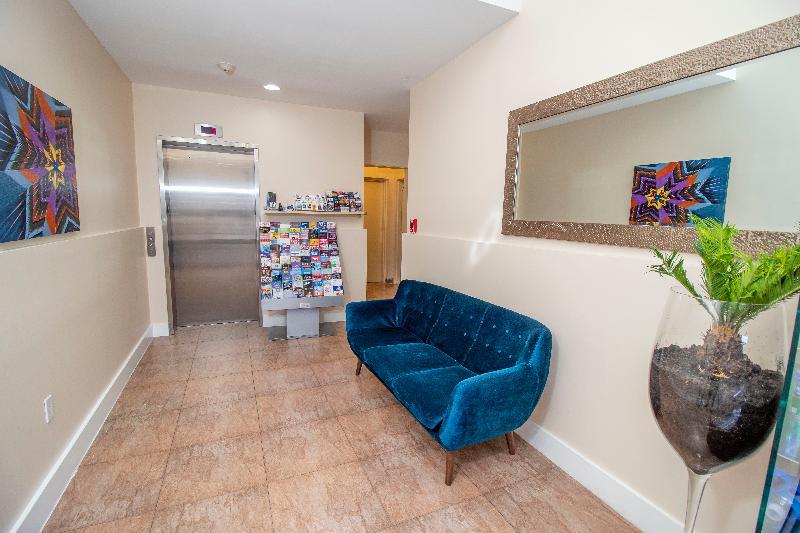 Canal Loft Hotel - image 2