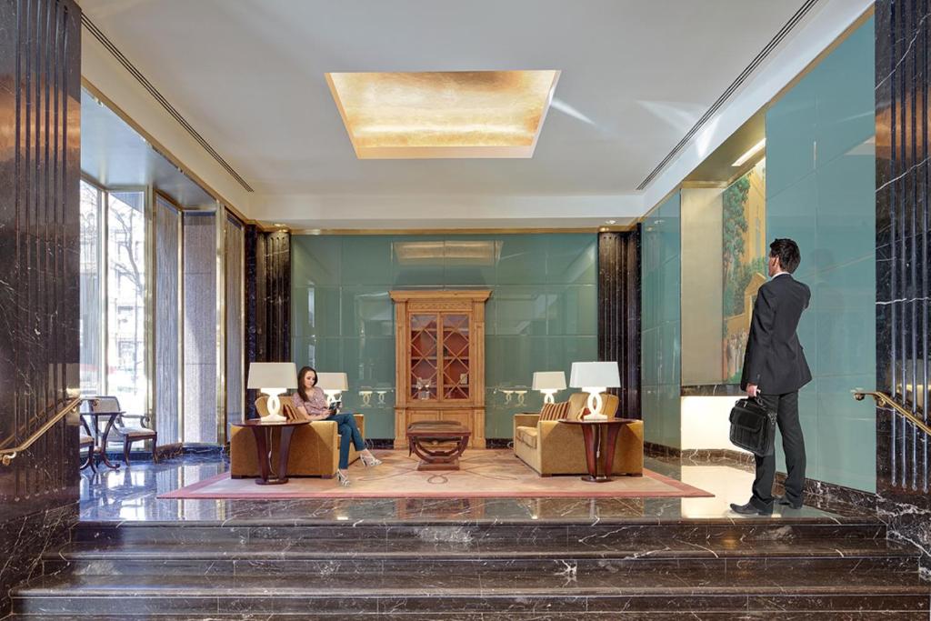 Bluebird Suites in Midtown West - image 3