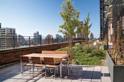 Bluebird Suites in Midtown West - image 4