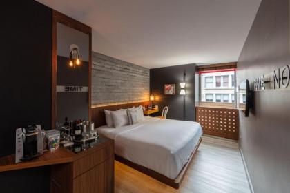 Hotel Henri - image 3