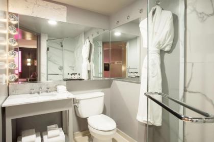 Hotel Henri - image 5