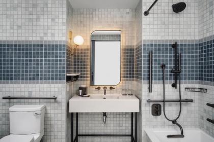Arlo Midtown - image 13