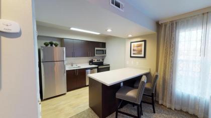 Chase Suite Hotel Newark Silicon Valley - image 12