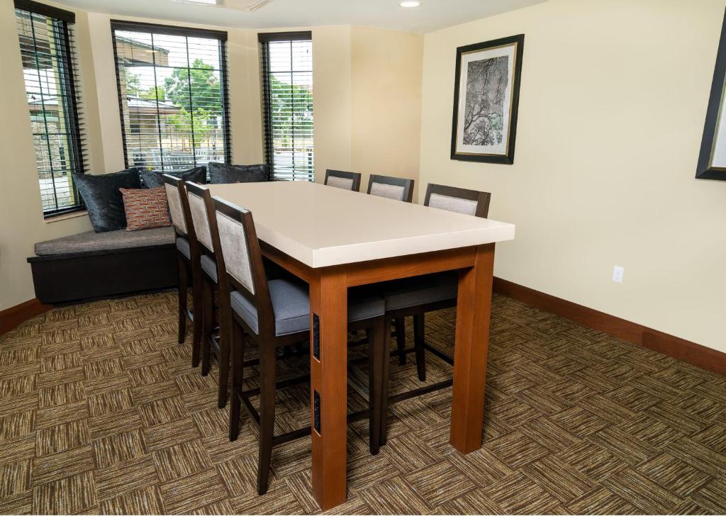Staybridge Suites - Newark - Fremont an IHG Hotel - image 7