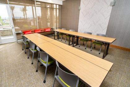 SpringHill Suites by Marriott Newark Fremont - image 9