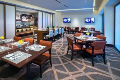 Newark Liberty International Airport Marriott - image 4