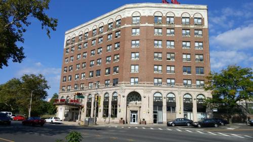 Hotel Riviera - main image