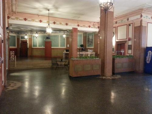 Hotel Riviera - image 3
