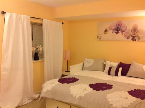 Mojoy Homesuites At Runyon - main image