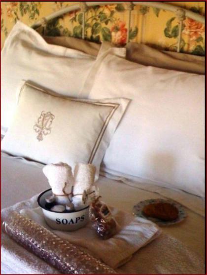 Vintage Gardens Bed & Breakfast  - image 12