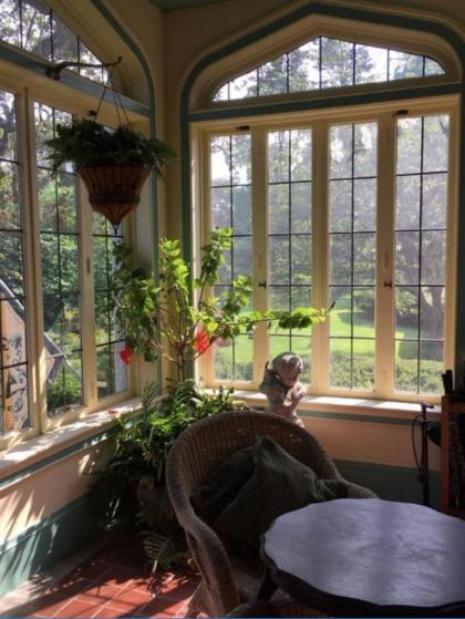 Vintage Gardens Bed & Breakfast  - image 2