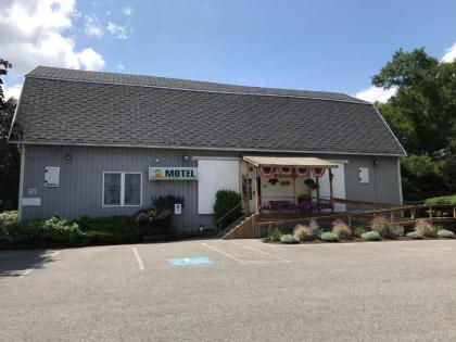 Lake Ontario Motel & Inn - image 3